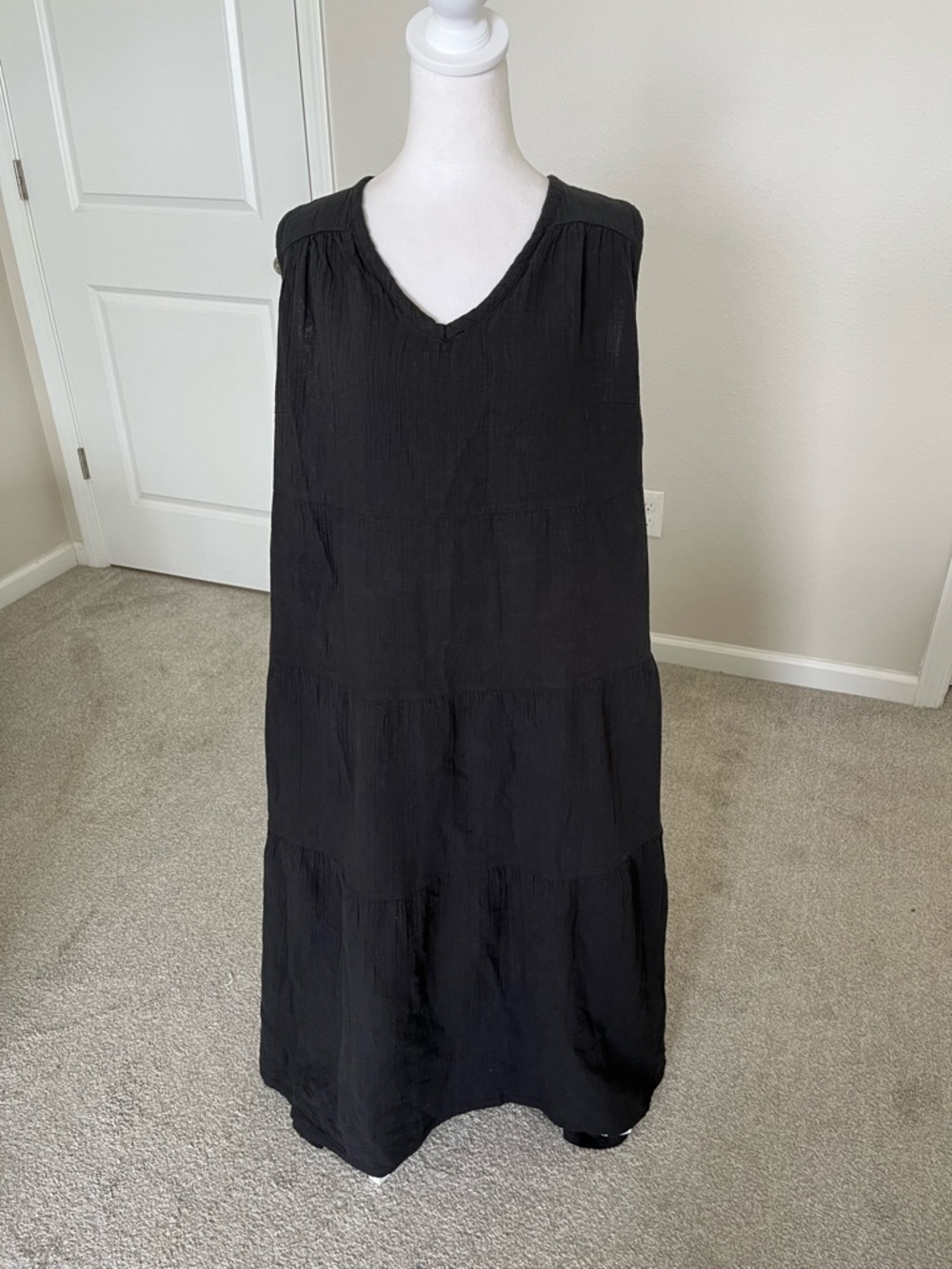 NWT Quince Organic Cotton Gauze Black V-Neck Tiered Maxi Dress Size 3X - Picture 2 of 13